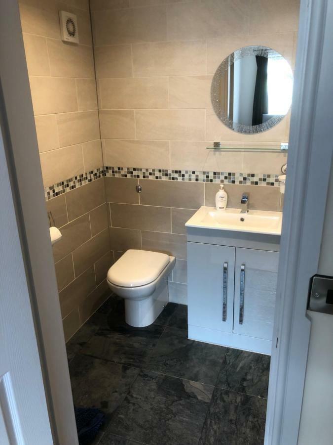 Private En-Suite Guestroom Ruthin Eksteriør bilde